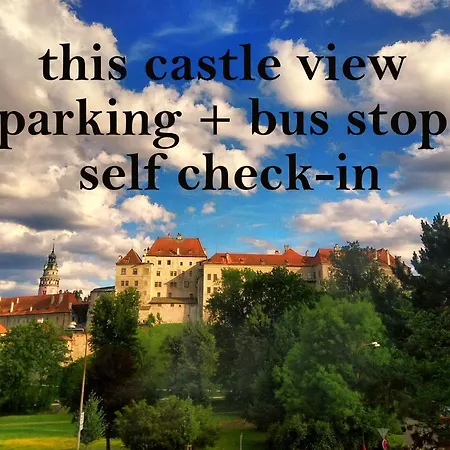 Apartment The Castle View-bus Station, Parking, Center