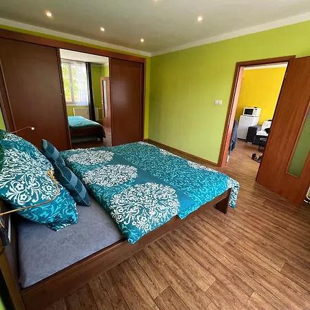 Castle View-bus Station, Parking, Center Διαμέρισμα *