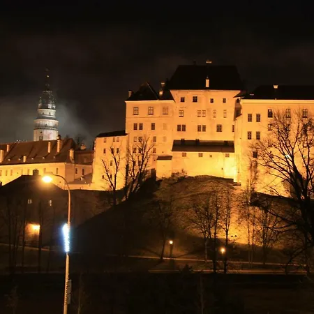 Apartment Castle View-bus Station, Parking, Center *