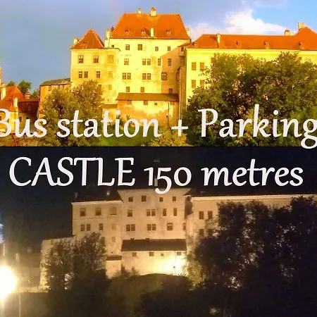 The Castle View-bus Station, Parking, Center